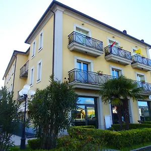 Sirena Hotel